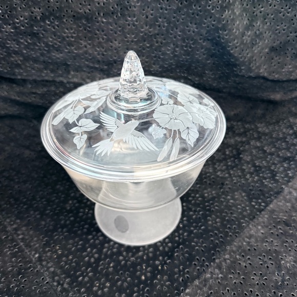 Avon Other - Avon Hummingbird etched crystal covered candy dish